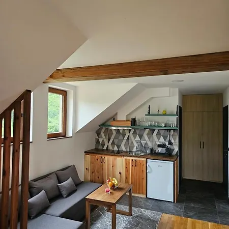 Apartment 112