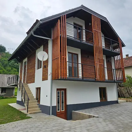 112 Mokra Gora
