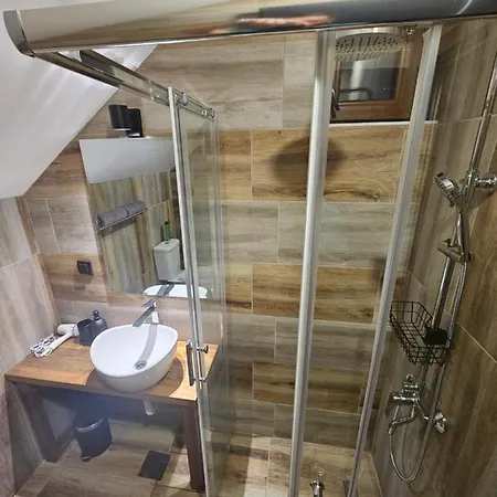 112 Apartment